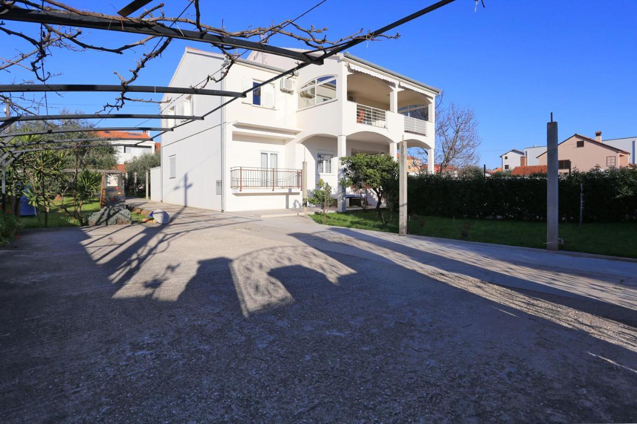 Hacienda Mia With Pool,Bbq,Free Parking Villa Zadar Bagian luar foto